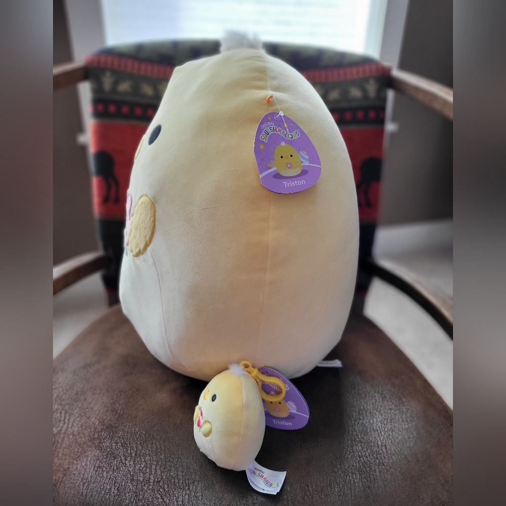 NWT Triston 16" Squishmallow Chick with NWT 4" Backpack/Purse Clip. - Picture 2 of 3